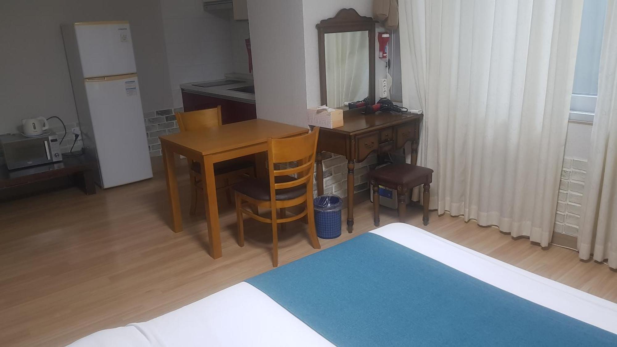 西姆故事度假屋 西归浦市 外观 照片
