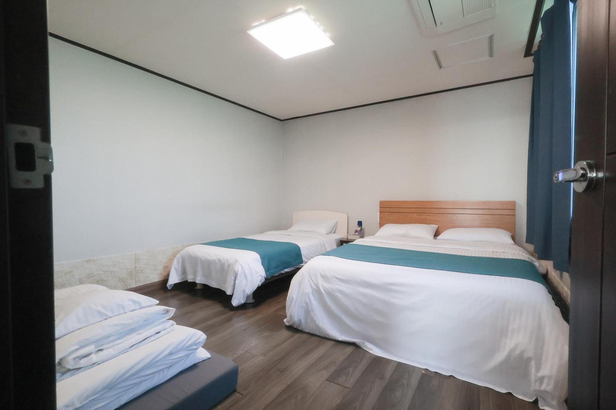 西姆故事度假屋 西归浦市 外观 照片