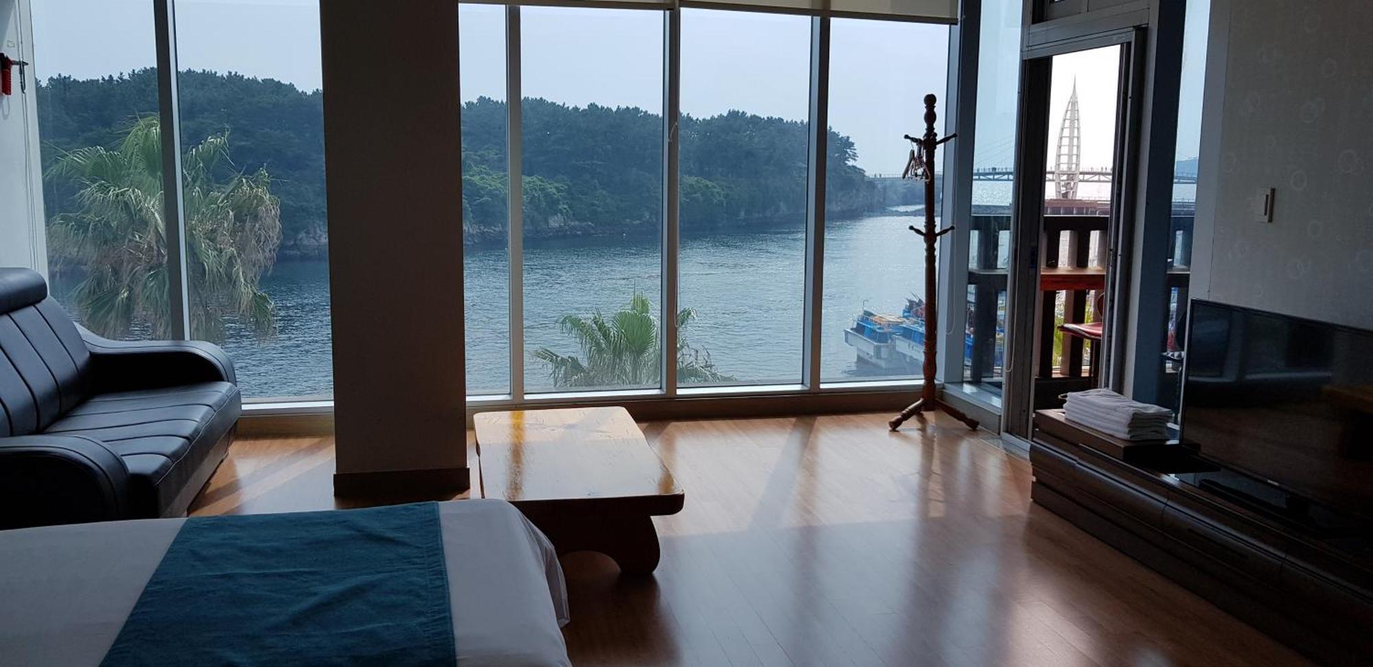 西姆故事度假屋 西归浦市 外观 照片