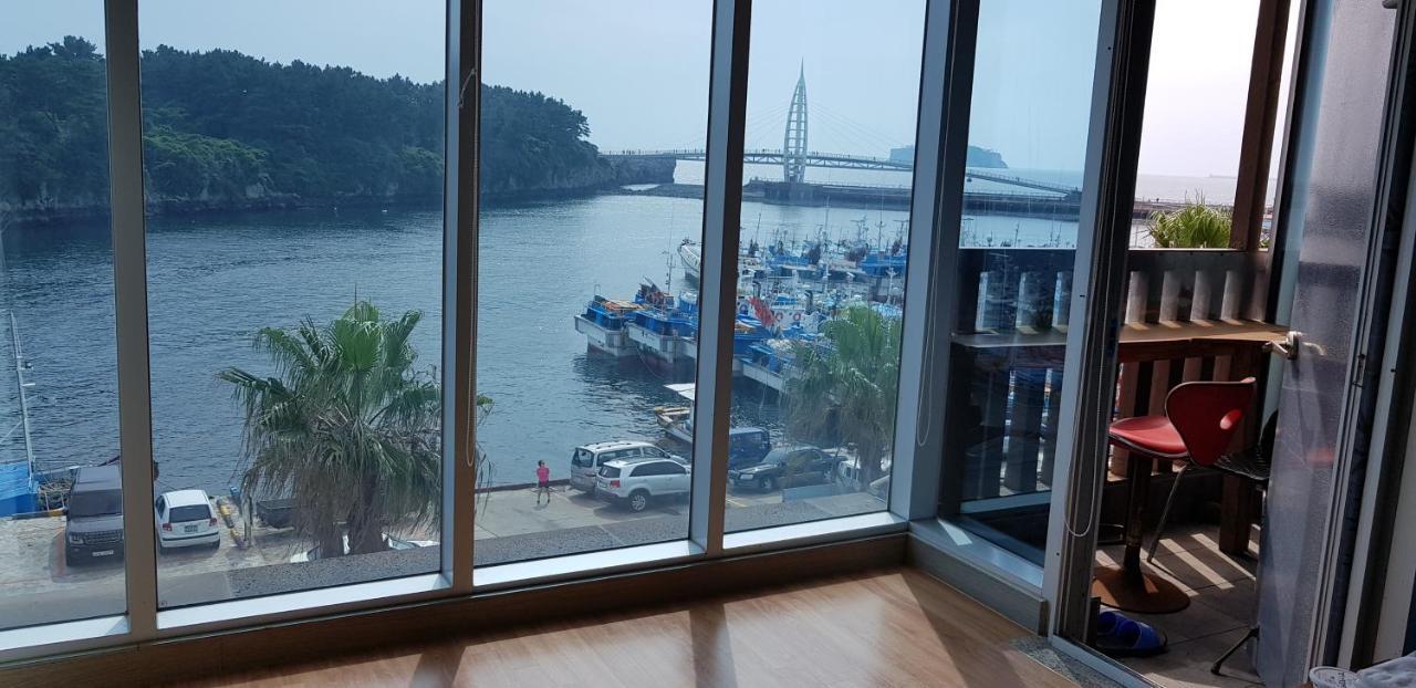 西姆故事度假屋 西归浦市 外观 照片